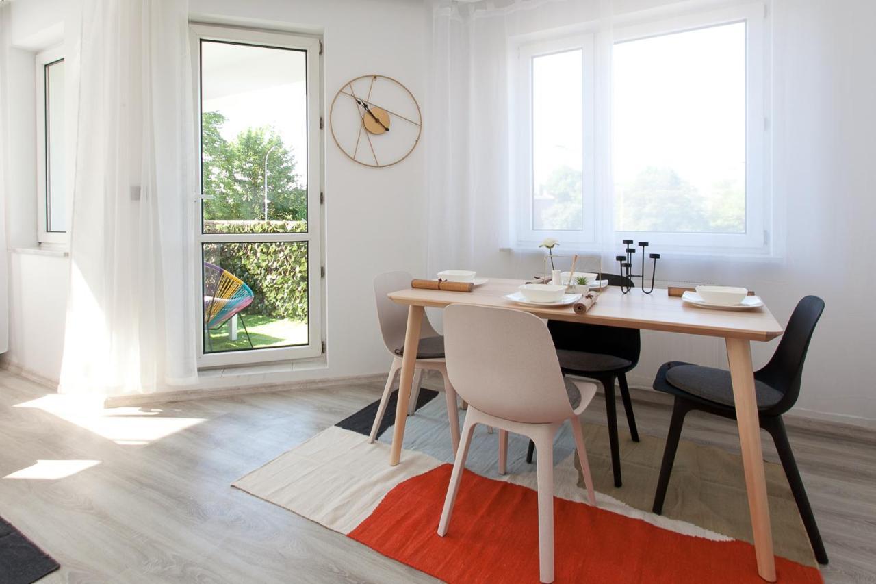Uroczy Apartament Rzeczna Kołobrzeg Exterior foto